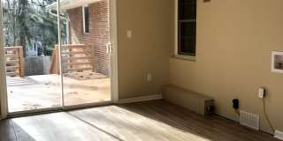 Convenient South Location!  3 Bedrooms / 2 Bathrooms Gallery 13