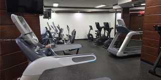 18151 NE 31st Ct Gallery 44