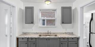 3 bedroom bungalow - $1200 Gallery 9