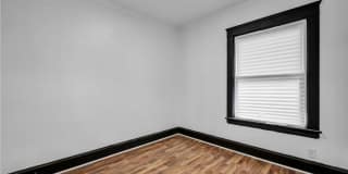 12001 Oakview Avenue Gallery 11