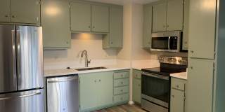 181 North Kellogg Avenue Gallery 1