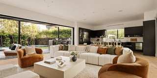 5988 West 76th Street Gallery 4