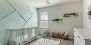 Beautiful Modern 2 story home! Gallery 22