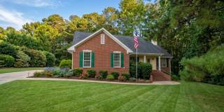 26 Creekside Gallery 1