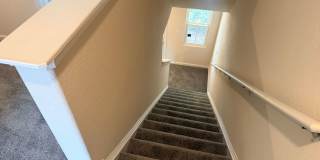 Lovely 3 bedroom/2.5 bath townhome Gallery 9