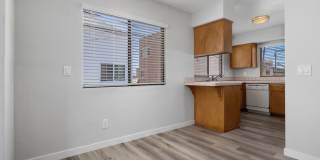 Mission Beach. 3 bedroom, 2.5 bath, 2 car garage, Gallery 7