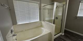 Del Valle -   SFH    ( 2 wks free rent w/ lease thru 5/31/27  w/ qualified app ) Gallery 25