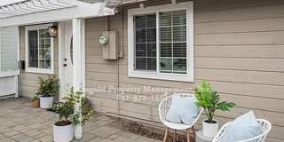Great Home Near Downtown Monterey With Fenced Back Yard Gallery 4