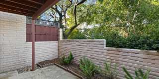 Escondido 2 bed 2.5 bath condo for lease Gallery 10