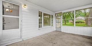 116 S Deerpath Road Gallery 13