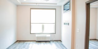 Spacious 1 Bed Available May 1st! Gallery 5