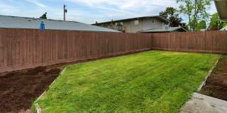 350 West Clackamas Boulevard Gallery 23
