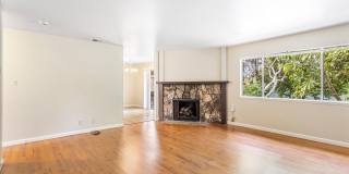 2120 San Antonio Ave #E - 2 bedroom | 2 bath | Upper unit 2120 San Antonio Ave #E - 2 bedroom | 2 bath | Upper unit Gallery 1