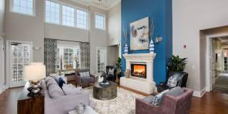 Pointe at Suwanee Station Gallery 2