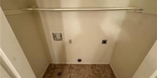 312 S 11th Place Gallery 8