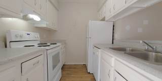 Home @ Valencia Gallery 9