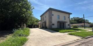 301 E Brockett Street Gallery 1