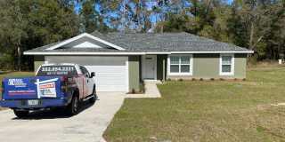 Custom Home - Desirable SE Ocala Neighborhood 3/2/2 **Won't Last** Gallery 1