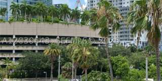 1440 Brickell Bay Dr Gallery 2