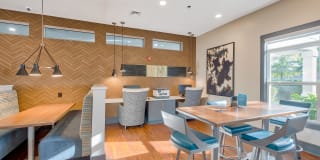 Windsor Herndon Gallery 32