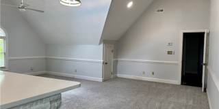 493 Kingsford Drive Gallery 27