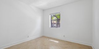 321 Norwood Terrace Gallery 18