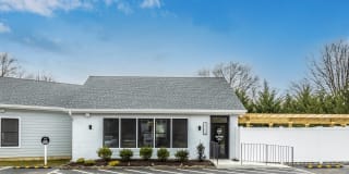 209 at Pickwick Apartments Gallery 2