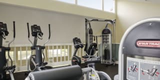 eaves Pacifica Gallery 15