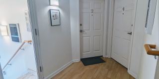 2 Oakland Gallery 16