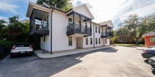 Student Living Near UF - 3 Bed / 3 Bath Home with Balcony * $200 GIFT CARD INCENTIVES!* PER TENANT Gallery 1