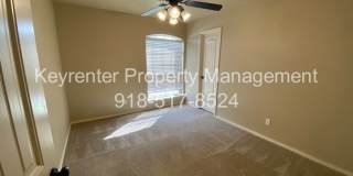 3 Bed | 2 Bath | Jenks Gallery 23