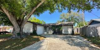 Largo Pool Home Available Now 3BR/2BA/1Car Gar! Gallery 1