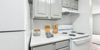 Pine Creek Apartments Gallery 20