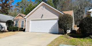 Wow! Must see this 3 bed 2 bath house in Belltree at Summergrove! Gallery 4