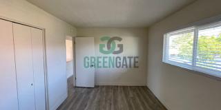 325 W H St Gallery 33