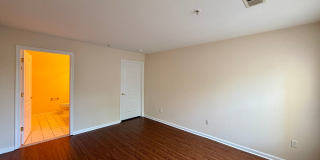 2 bed 2 bath Gallery 12