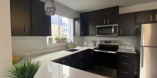 Queen Court Apartments Gallery 11