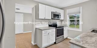 Fully Renovated 2BR/1BA Home for Rent Gallery 7