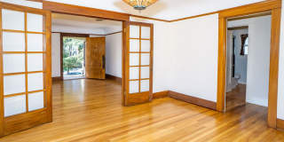 Beautifully restored historic home Gallery 15