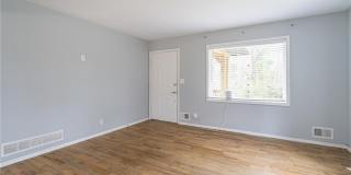 1660 White Oak Way Gallery 9