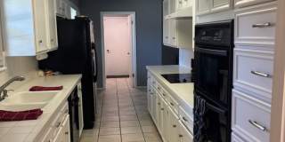 Fully furnished 4-bed, 2.5-bath Fully furnished 4-bed, 2.5-bath Gallery 21