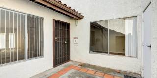 LOVELY ONE STORY CONDO WITH ONE CAR GARAGE LOVELY ONE STORY CONDO WITH ONE CAR GARAGE Gallery 1