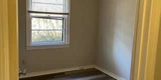 1885 Elmwood Drive Gallery 1