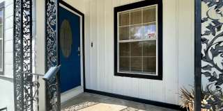 2319 Burnet St Gallery 27