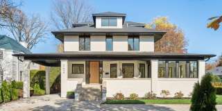 704 Sheridan Road Gallery 1