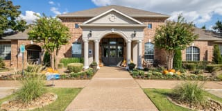 Montclair Parc Apartments Gallery 19