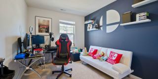 Stylish and Spacious 3bd/2.5ba Townhome w/ Garage in SE Durham! Gallery 16