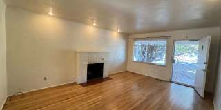 Stunning Nob Hill Bungalow! Gallery 4