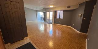 Charming 2 Bedroom Gallery 5