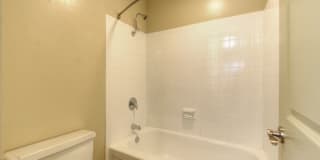 The Retreat Apartments Gallery 40
